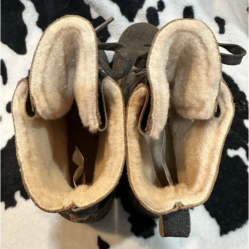Bearpaw Women's Krista WIDE‎ Wedge Boots Size 10 - Chesnut Distressed